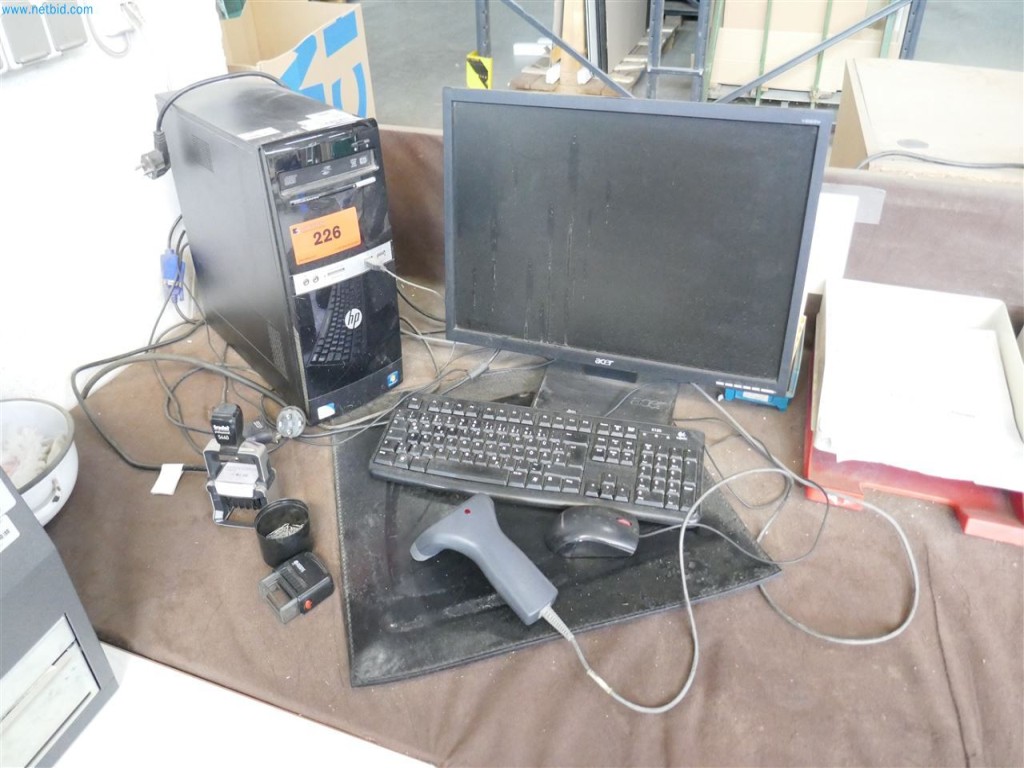 Maschinen, Warenvorräte, Lagertechnik u. Designmöbel eines Möbelherstellers-2