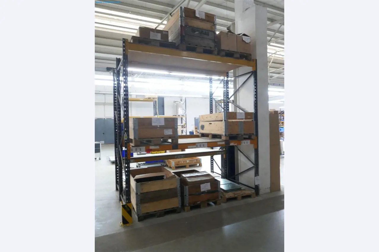 Maschinen, Warenvorräte, Lagertechnik u. Designmöbel eines Möbelherstellers-10