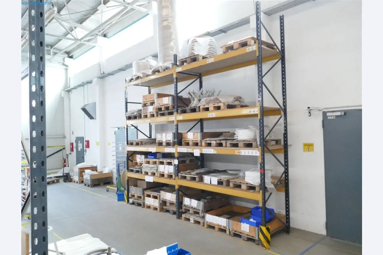 Maschinen, Warenvorräte, Lagertechnik u. Designmöbel eines Möbelherstellers-1