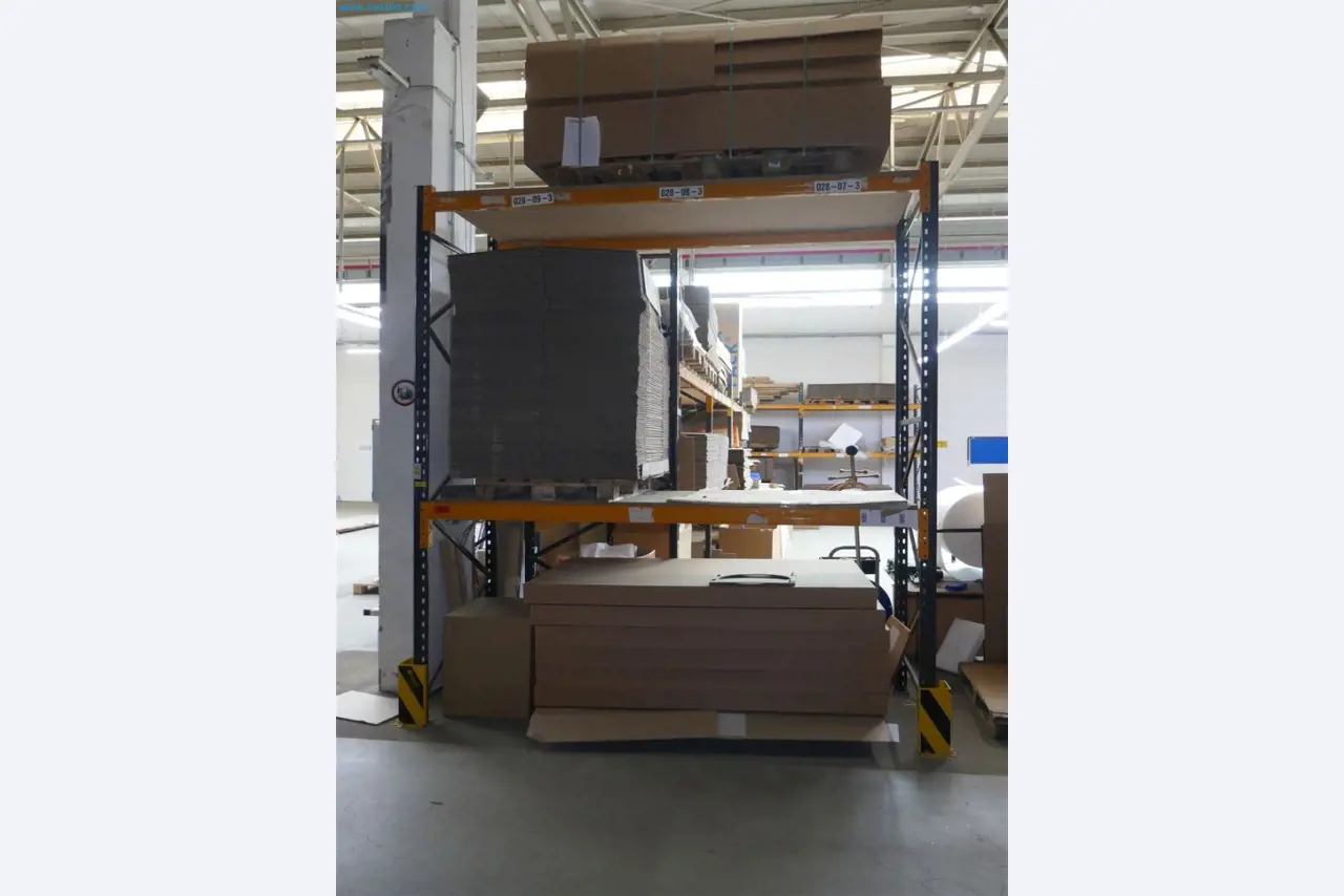 Maschinen, Warenvorräte, Lagertechnik u. Designmöbel eines Möbelherstellers-2