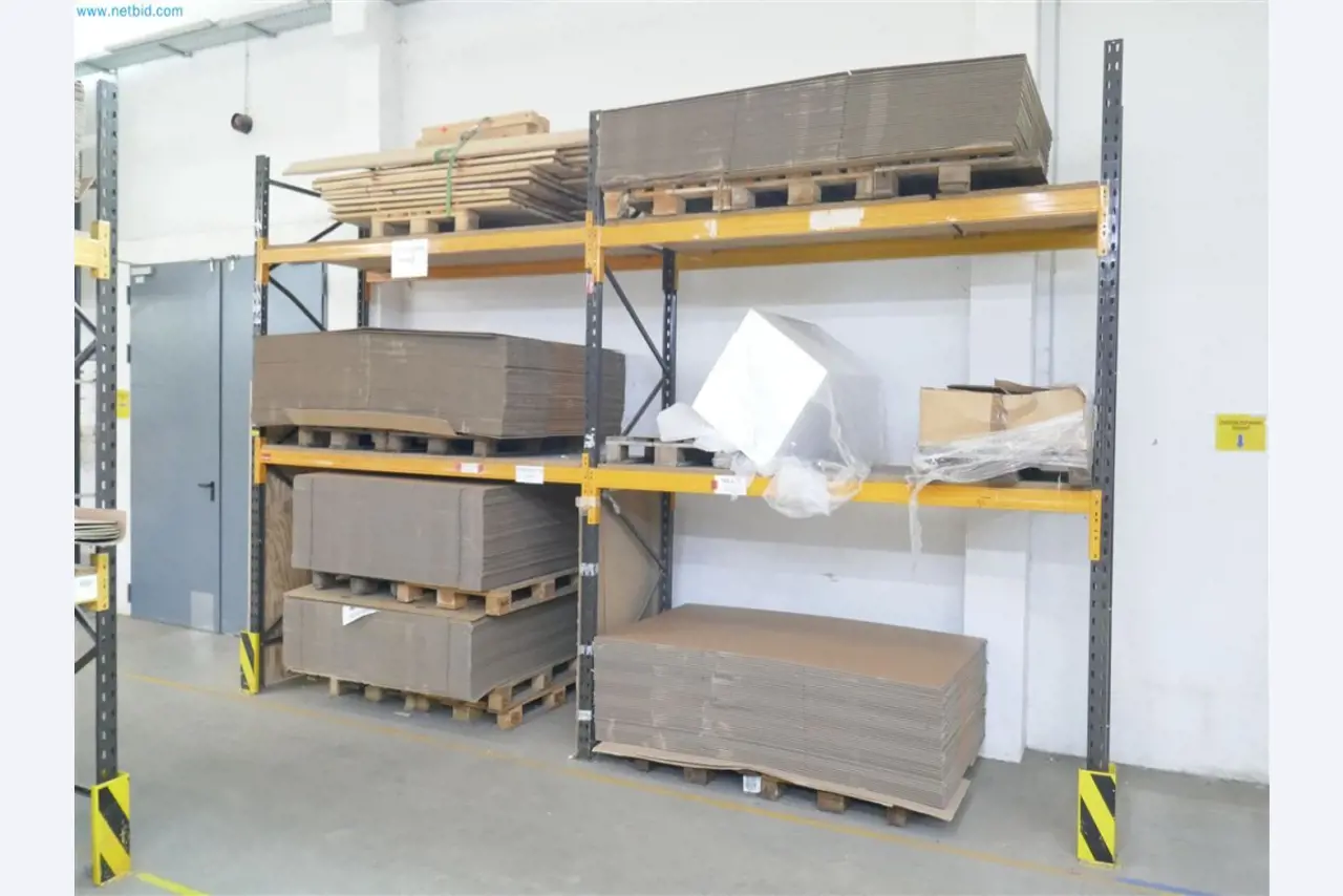 Maschinen, Warenvorräte, Lagertechnik u. Designmöbel eines Möbelherstellers-3