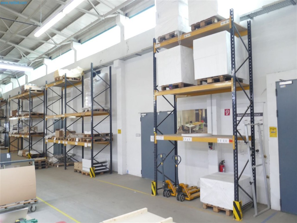 Maschinen, Warenvorräte, Lagertechnik u. Designmöbel eines Möbelherstellers-7