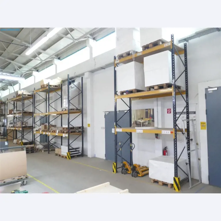 Maschinen, Warenvorräte, Lagertechnik u. Designmöbel eines Möbelherstellers-7