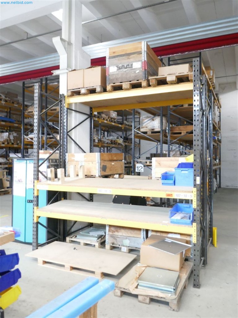 Maschinen, Warenvorräte, Lagertechnik u. Designmöbel eines Möbelherstellers-9