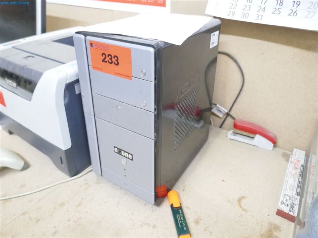 Maschinen, Warenvorräte, Lagertechnik u. Designmöbel eines Möbelherstellers-2