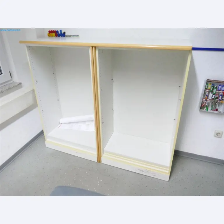 Maschinen, Warenvorräte, Lagertechnik u. Designmöbel eines Möbelherstellers-2