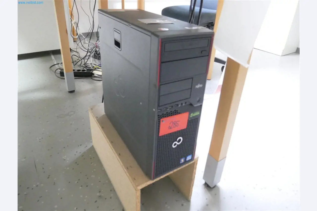 Maschinen, Warenvorräte, Lagertechnik u. Designmöbel eines Möbelherstellers-1