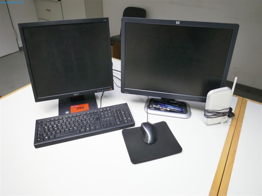 Maschinen, Warenvorräte, Lagertechnik u. Designmöbel eines Möbelherstellers-2