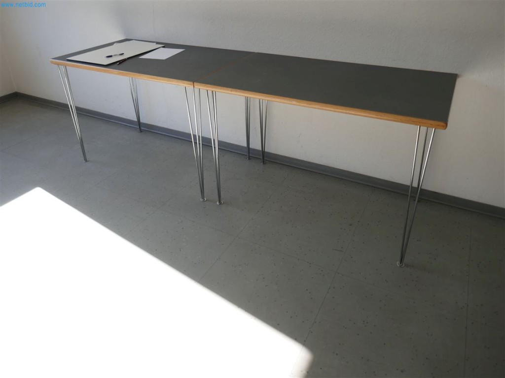 Maschinen, Warenvorräte, Lagertechnik u. Designmöbel eines Möbelherstellers-3