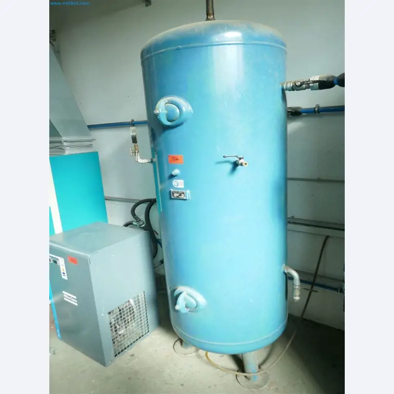 Maschinen, Warenvorräte, Lagertechnik u. Designmöbel eines Möbelherstellers-1