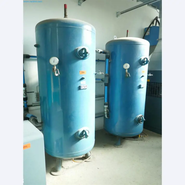 Maschinen, Warenvorräte, Lagertechnik u. Designmöbel eines Möbelherstellers-9