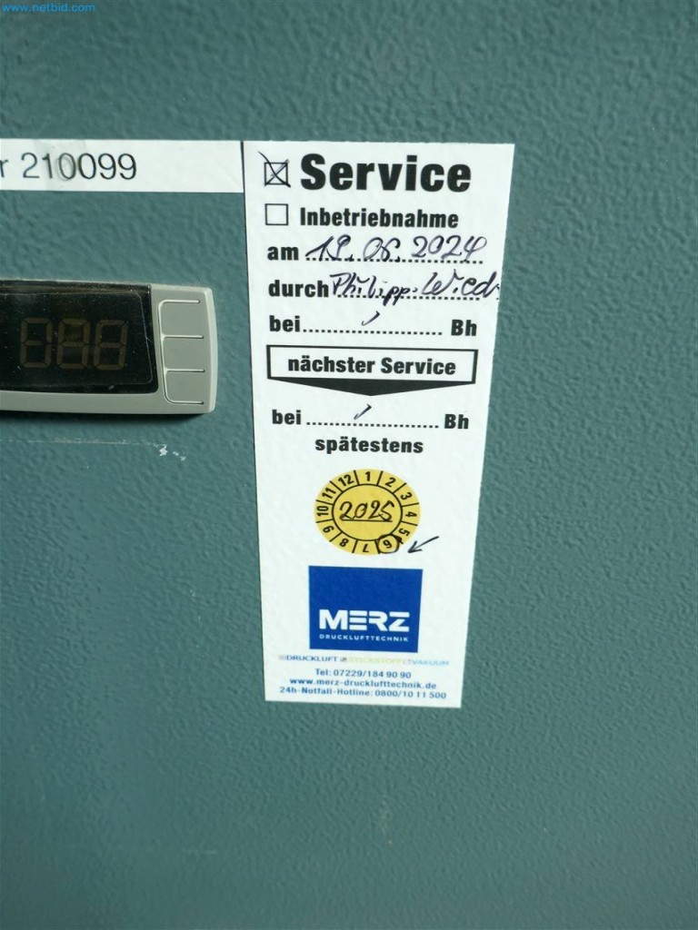 Maschinen, Warenvorräte, Lagertechnik u. Designmöbel eines Möbelherstellers-4