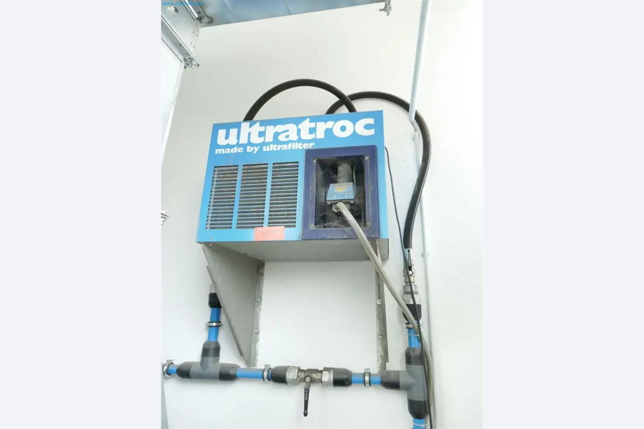 Maschinen, Warenvorräte, Lagertechnik u. Designmöbel eines Möbelherstellers-8