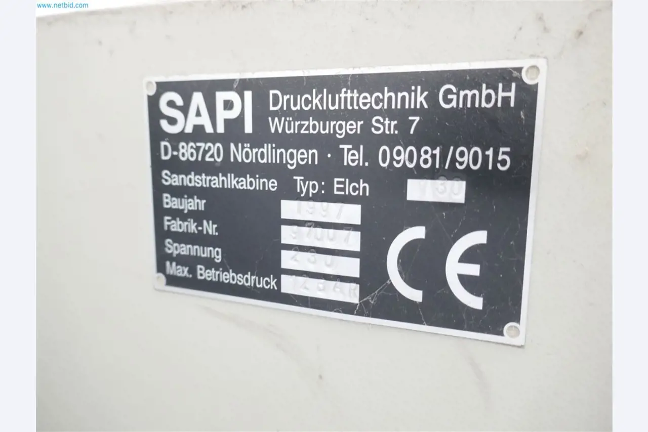 Maschinen, Warenvorräte, Lagertechnik u. Designmöbel eines Möbelherstellers-2