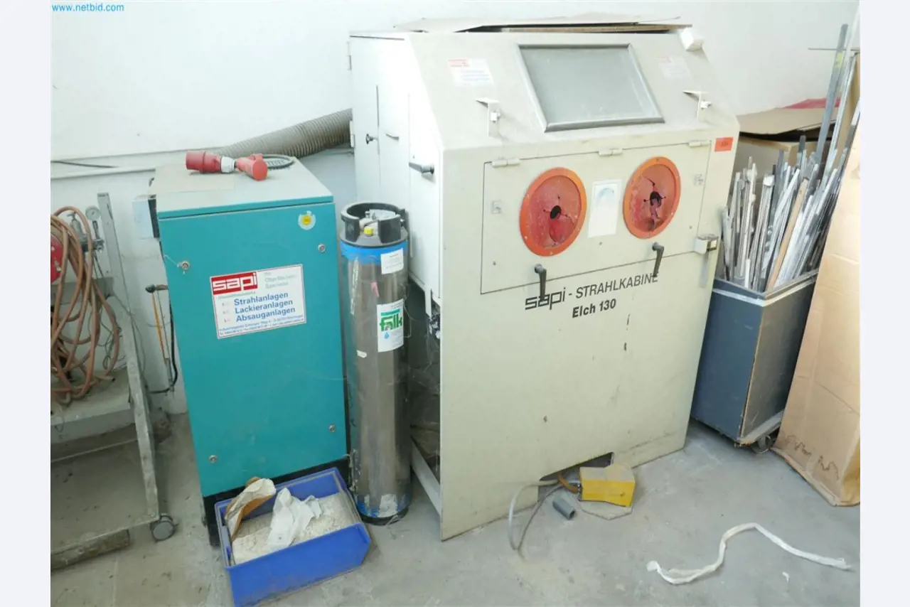 Maschinen, Warenvorräte, Lagertechnik u. Designmöbel eines Möbelherstellers-3