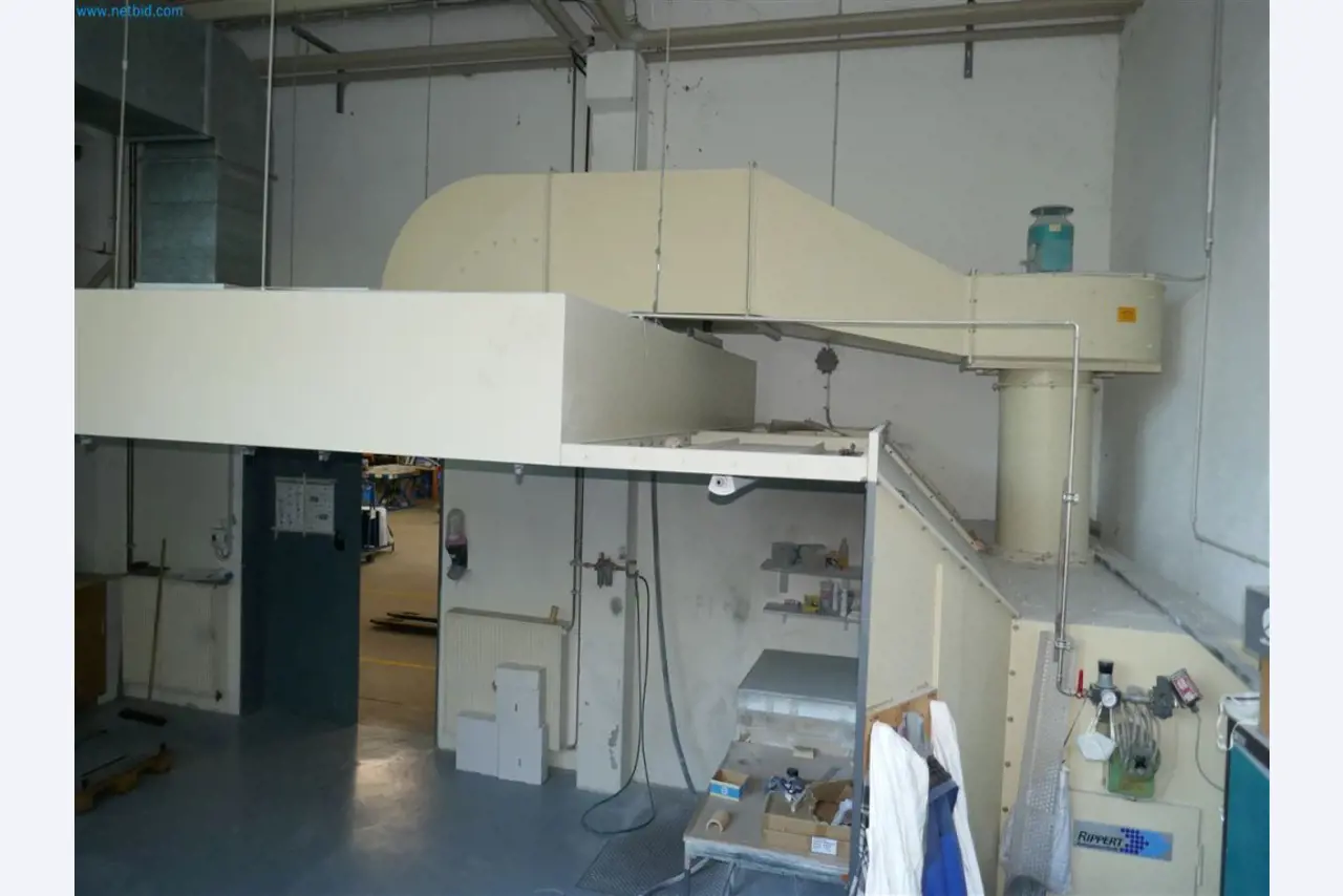 Maschinen, Warenvorräte, Lagertechnik u. Designmöbel eines Möbelherstellers-7