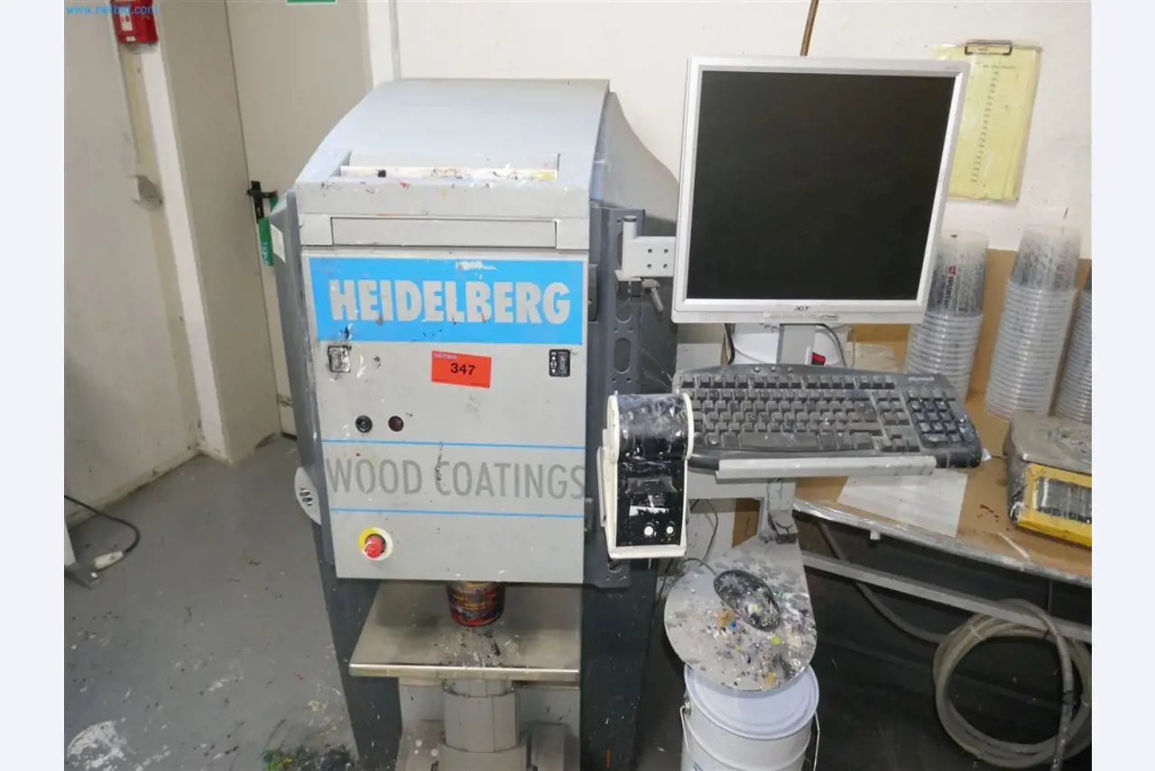 Machines, inventarissen, opbergtechniek en designmeubels van een meubelfabrikant-1