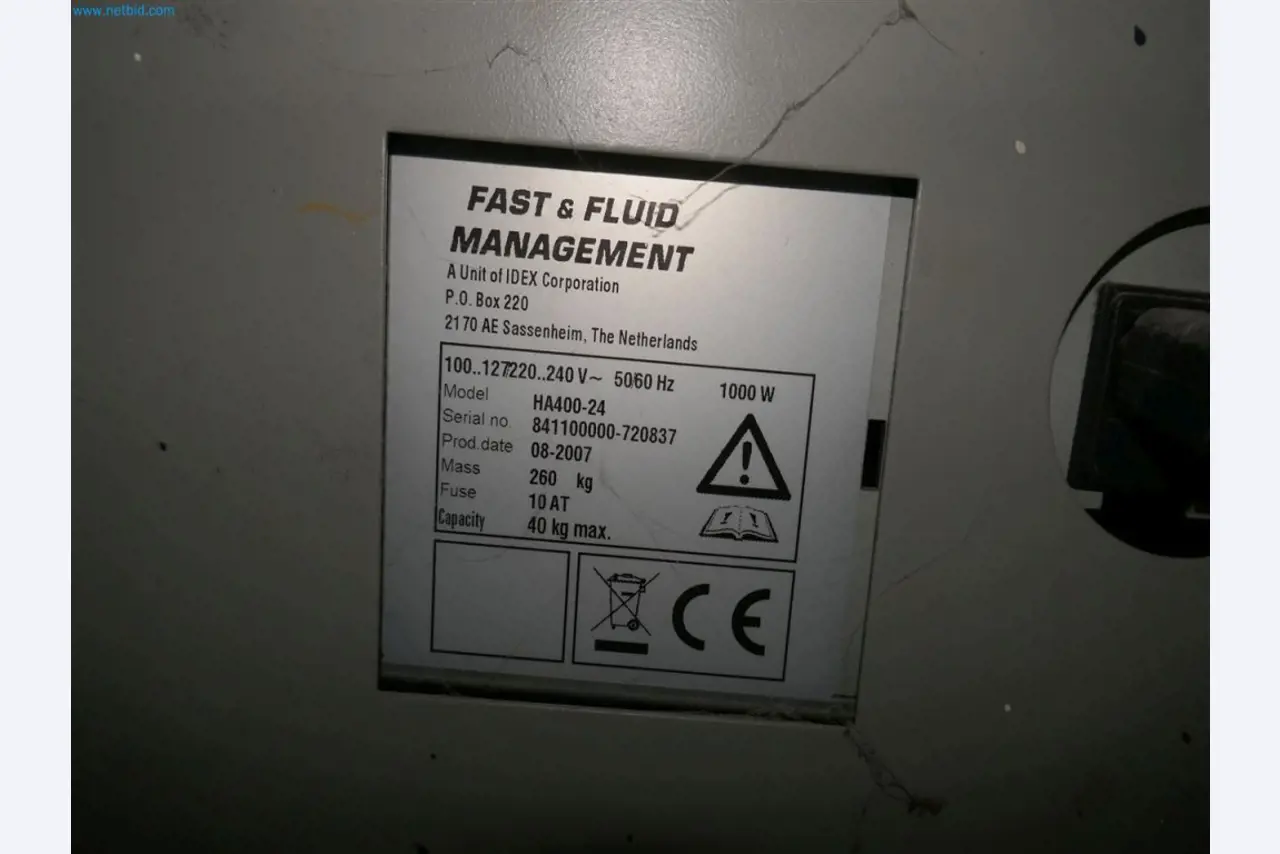 Machines, inventarissen, opbergtechniek en designmeubels van een meubelfabrikant-3