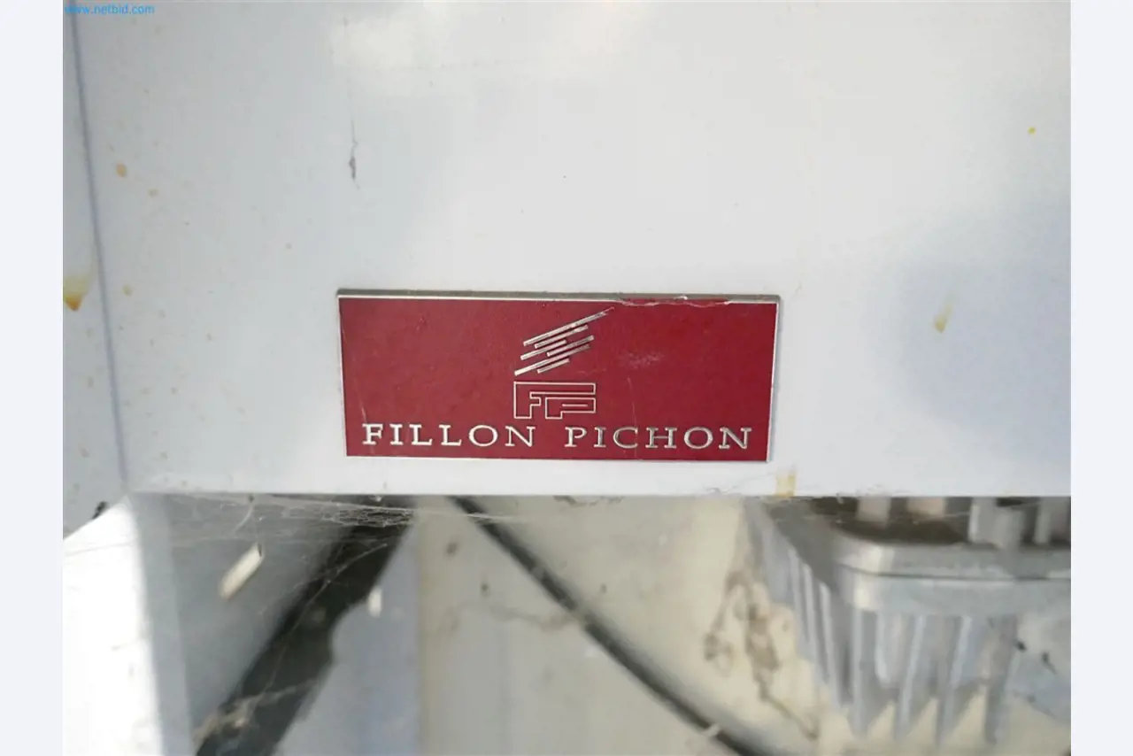 Machines, inventarissen, opbergtechniek en designmeubels van een meubelfabrikant-4