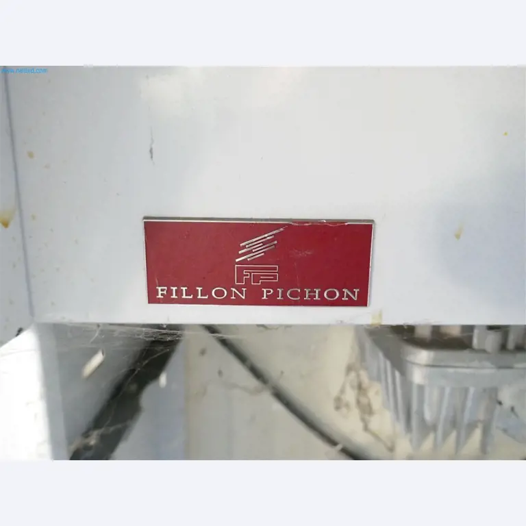 Machines, inventarissen, opbergtechniek en designmeubels van een meubelfabrikant-4