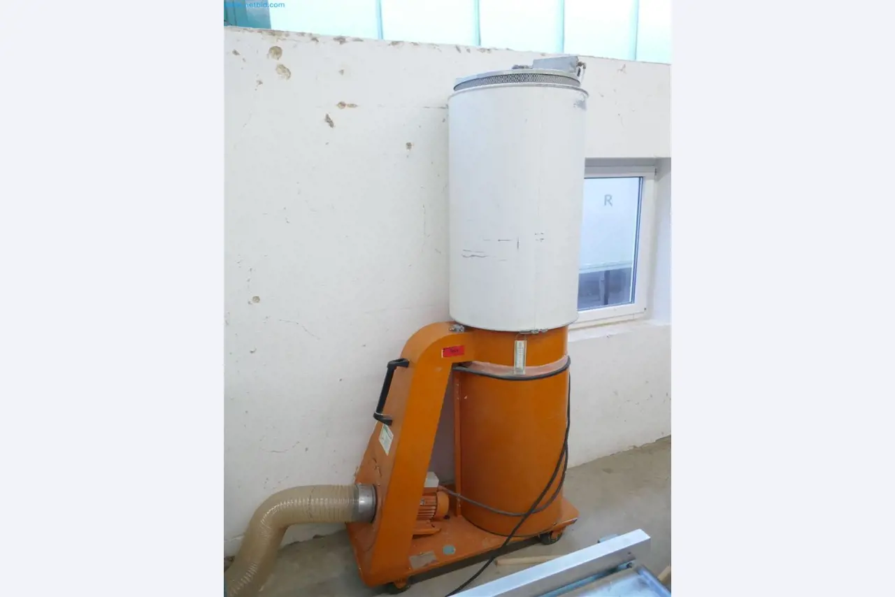 Maschinen, Warenvorräte, Lagertechnik u. Designmöbel eines Möbelherstellers-4