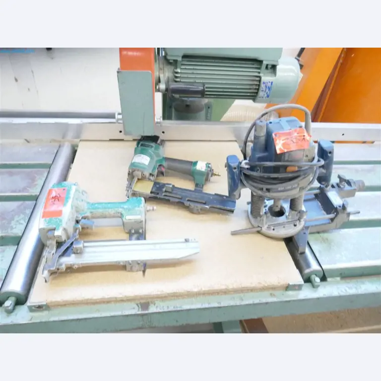 Maschinen, Warenvorräte, Lagertechnik u. Designmöbel eines Möbelherstellers-6