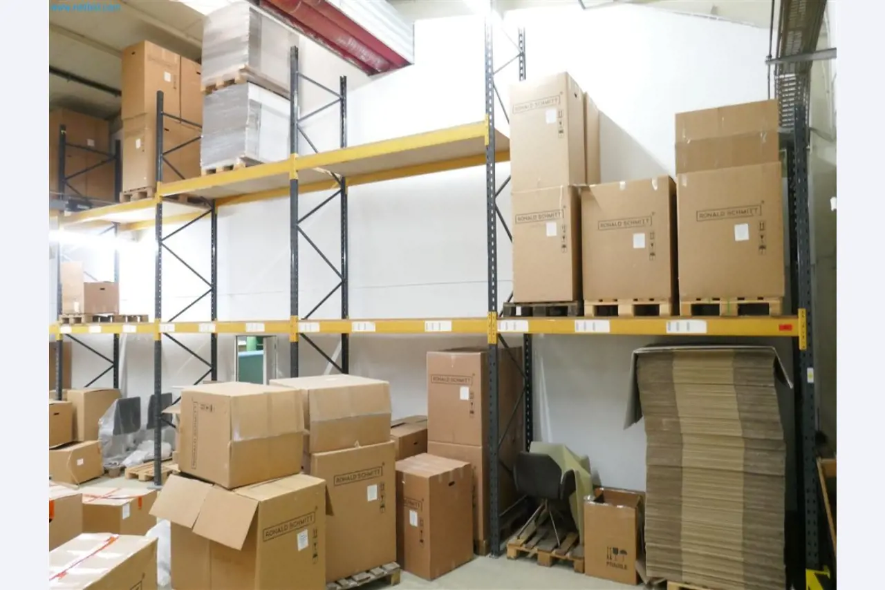 Maschinen, Warenvorräte, Lagertechnik u. Designmöbel eines Möbelherstellers-1