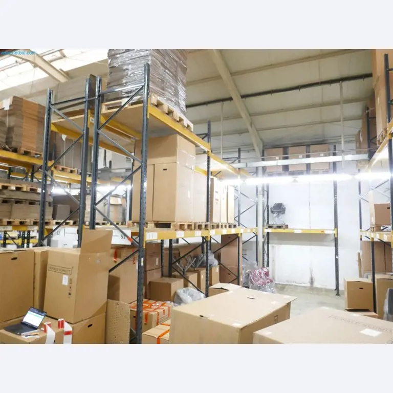 Maschinen, Warenvorräte, Lagertechnik u. Designmöbel eines Möbelherstellers-2