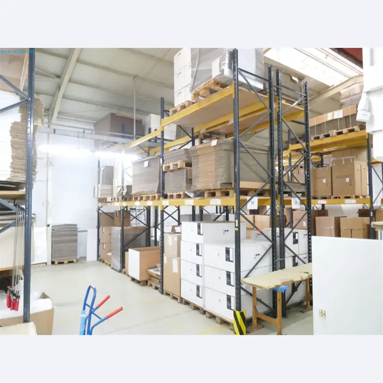 Maschinen, Warenvorräte, Lagertechnik u. Designmöbel eines Möbelherstellers-4