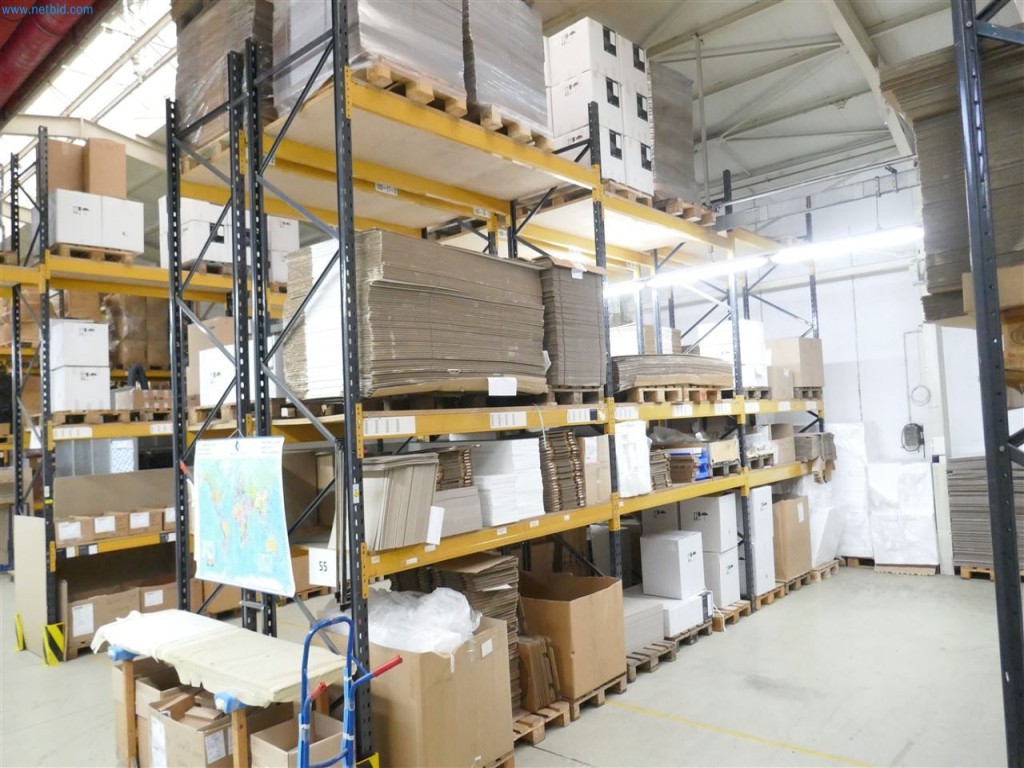 Maschinen, Warenvorräte, Lagertechnik u. Designmöbel eines Möbelherstellers-5