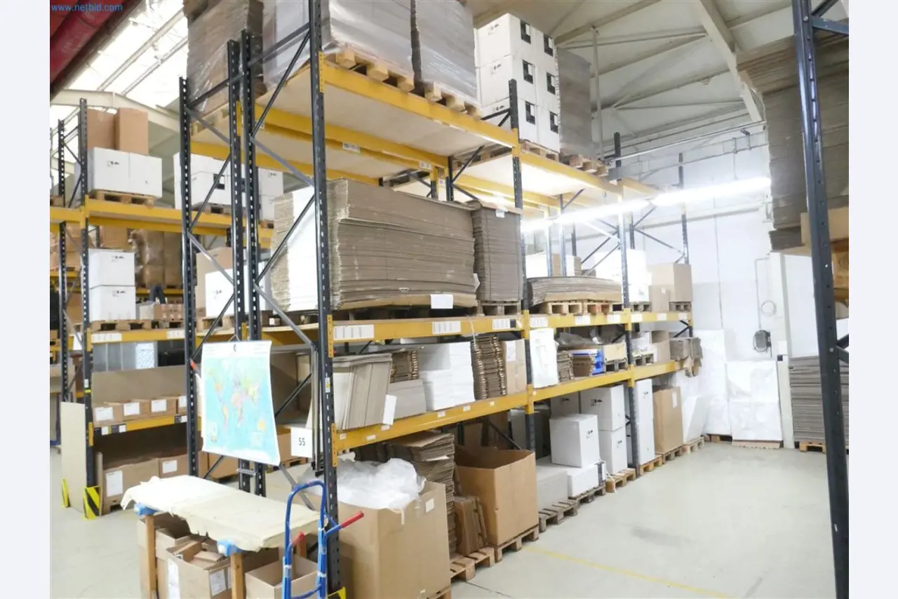 Maschinen, Warenvorräte, Lagertechnik u. Designmöbel eines Möbelherstellers-5