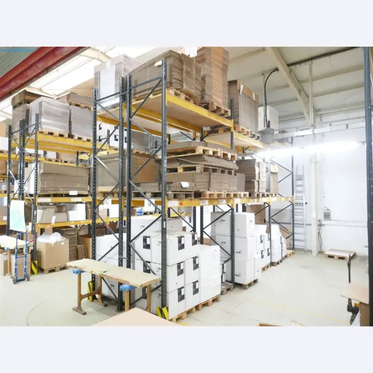 Maschinen, Warenvorräte, Lagertechnik u. Designmöbel eines Möbelherstellers-6