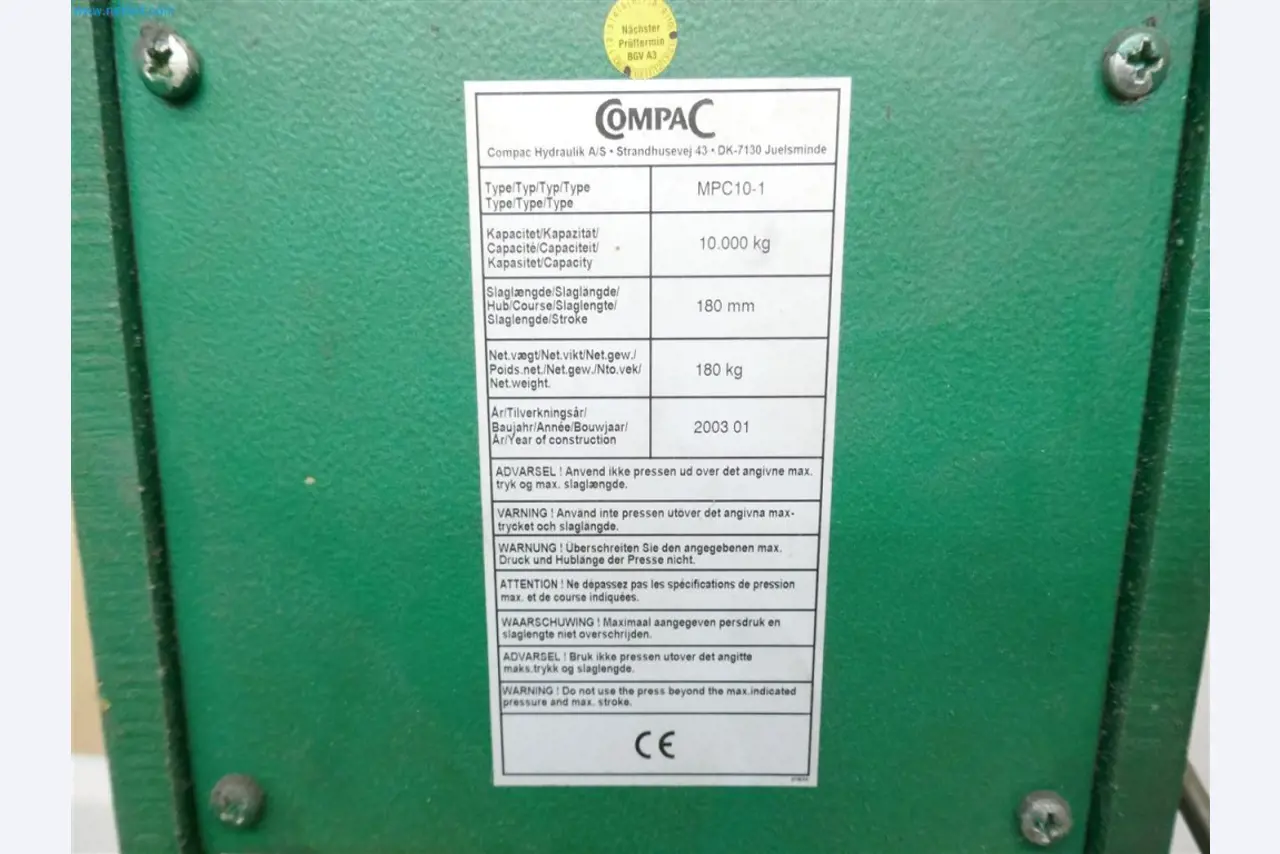 Maschinen, Warenvorräte, Lagertechnik u. Designmöbel eines Möbelherstellers-4