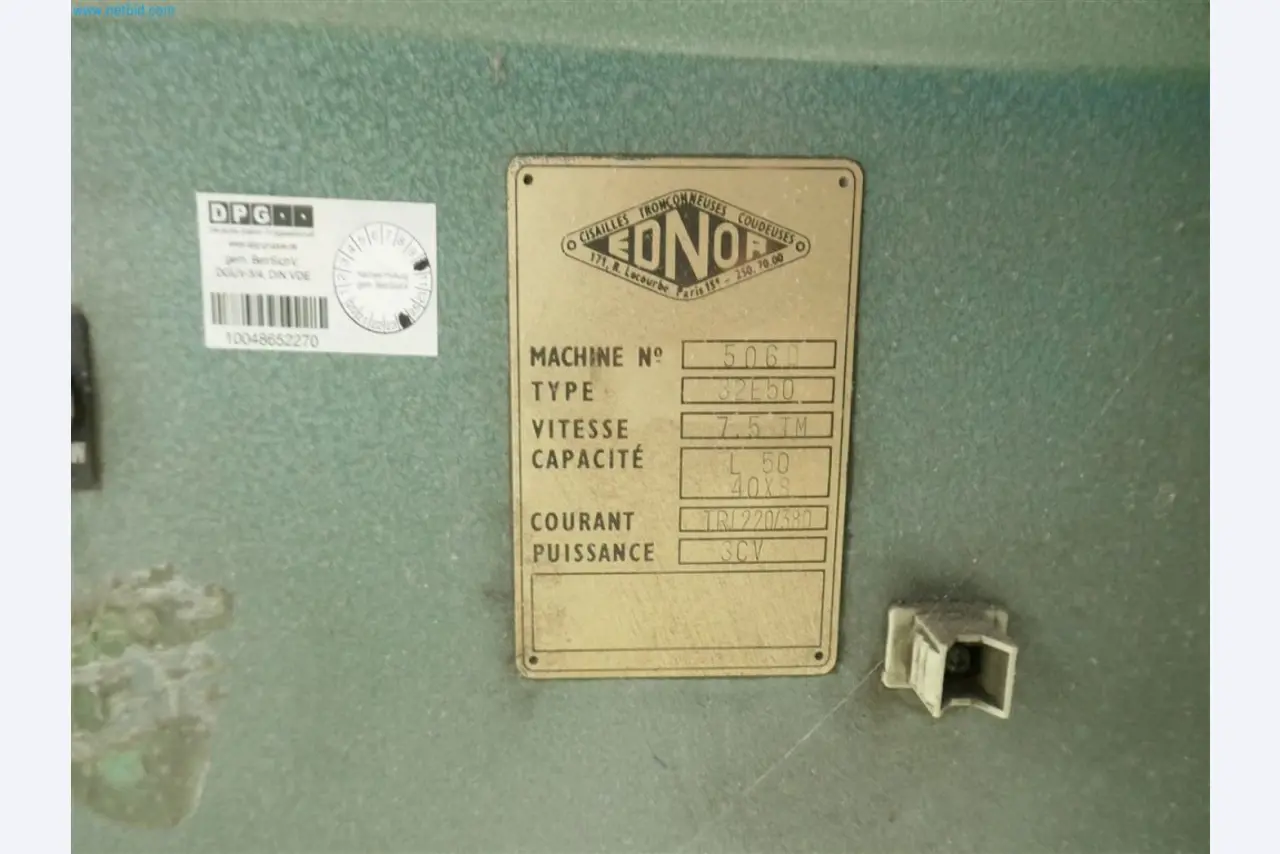 Maschinen, Warenvorräte, Lagertechnik u. Designmöbel eines Möbelherstellers-3