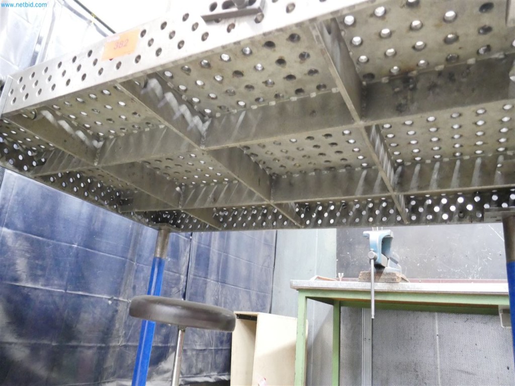 Maschinen, Warenvorräte, Lagertechnik u. Designmöbel eines Möbelherstellers-1