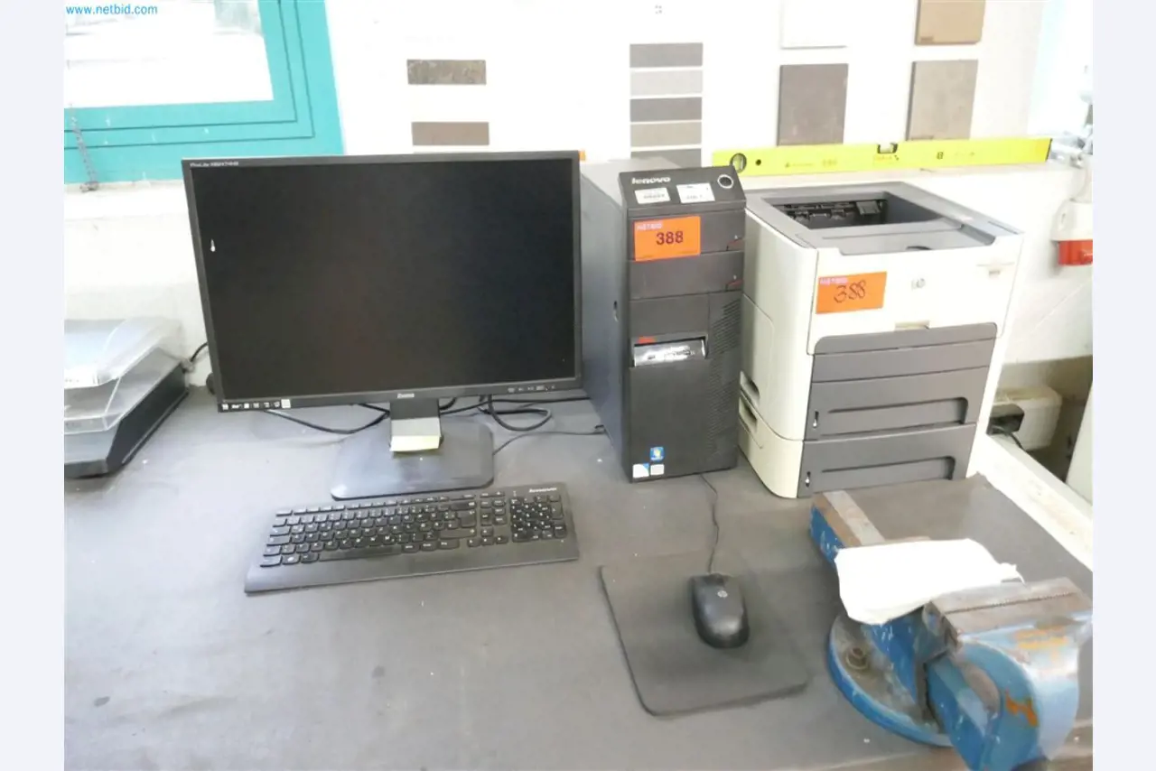 Máquinas, inventarios, tecnología de almacenamiento y muebles de diseño de un fabricante de muebles-1