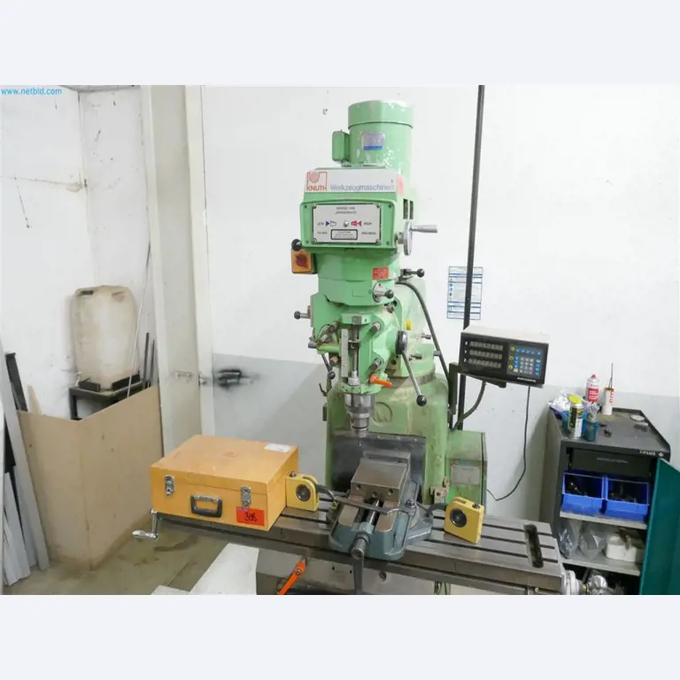 Maschinen, Warenvorräte, Lagertechnik u. Designmöbel eines Möbelherstellers-2