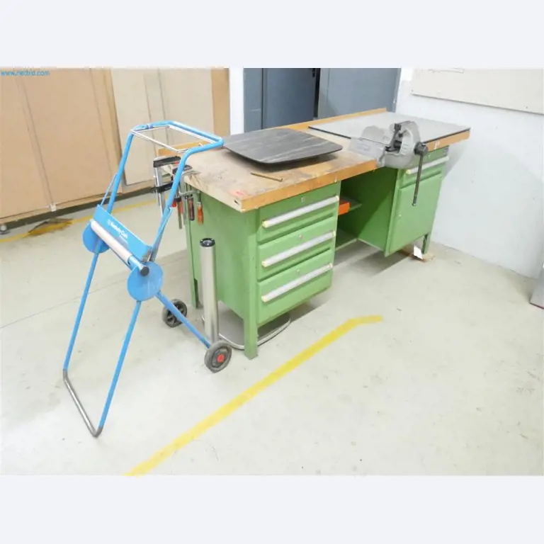 Máquinas, inventarios, tecnología de almacenamiento y muebles de diseño de un fabricante de muebles-1