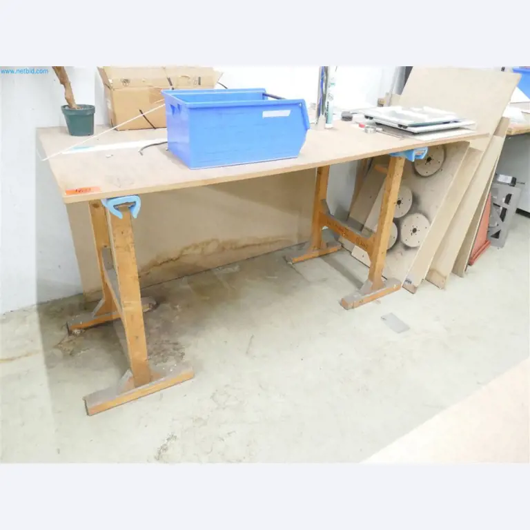 Máquinas, inventarios, tecnología de almacenamiento y muebles de diseño de un fabricante de muebles-2