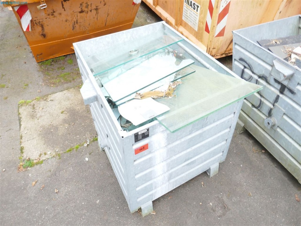 Maschinen, Warenvorräte, Lagertechnik u. Designmöbel eines Möbelherstellers-3