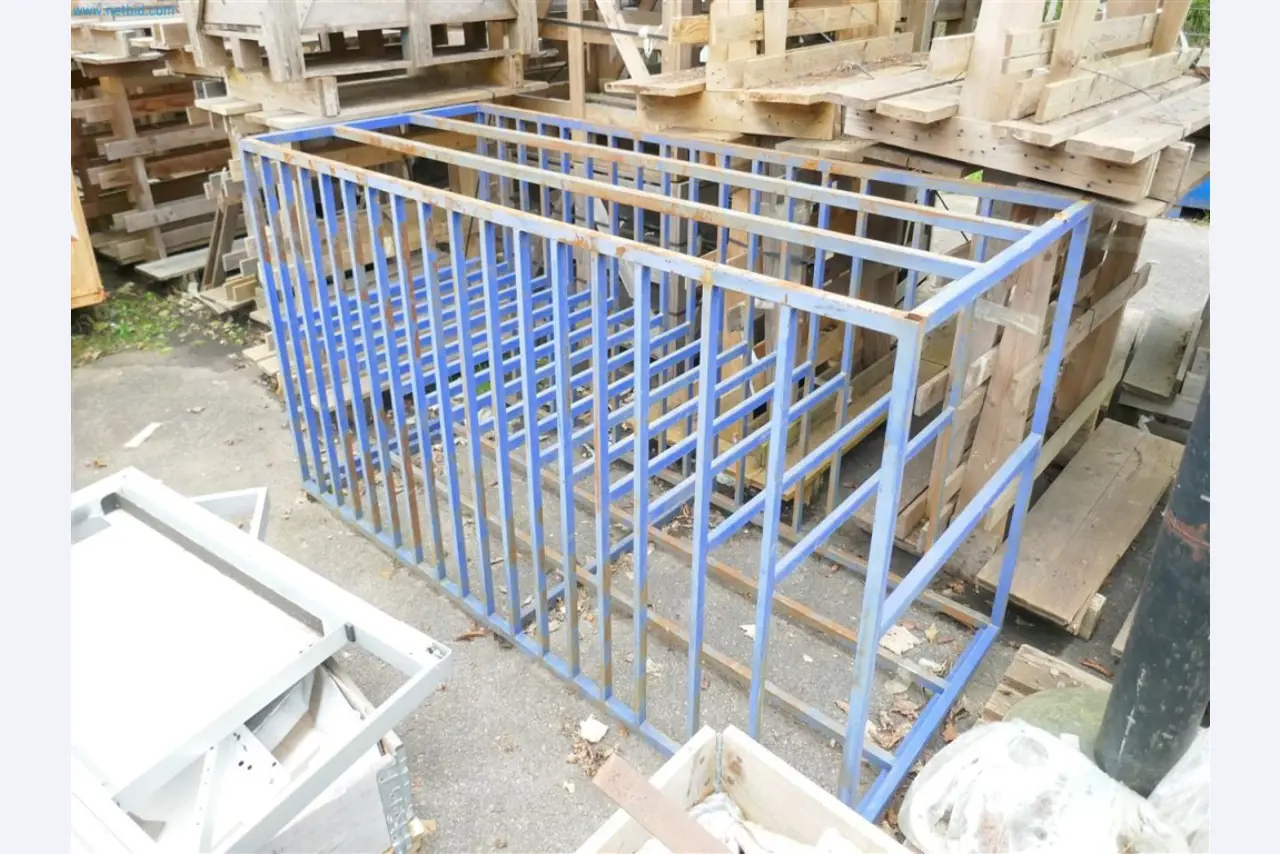 Maschinen, Warenvorräte, Lagertechnik u. Designmöbel eines Möbelherstellers-7