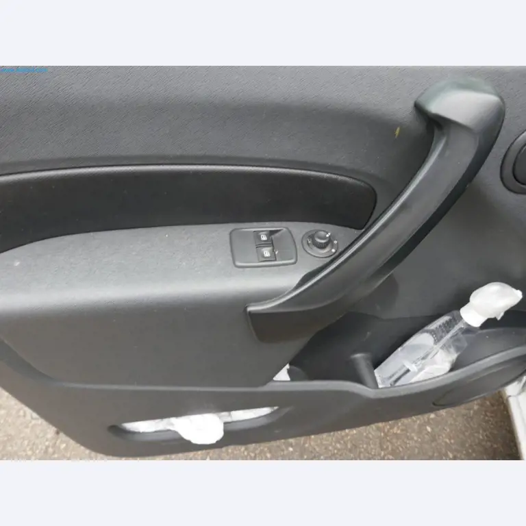 Maschinen, Warenvorräte, Lagertechnik u. Designmöbel eines Möbelherstellers-7