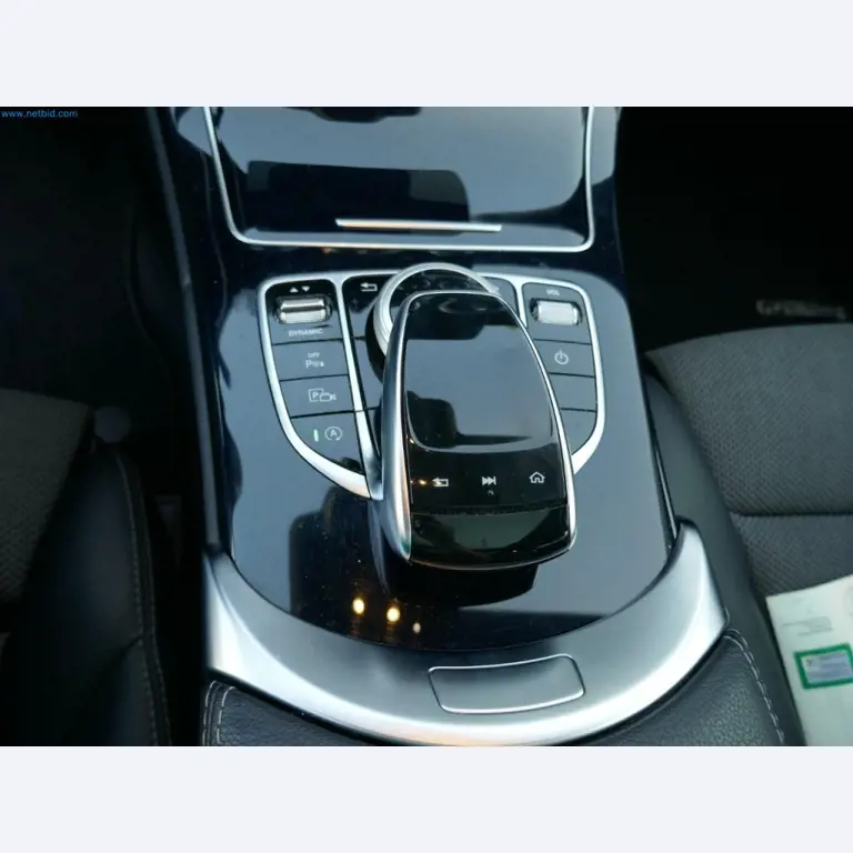 Maschinen, Warenvorräte, Lagertechnik u. Designmöbel eines Möbelherstellers-11