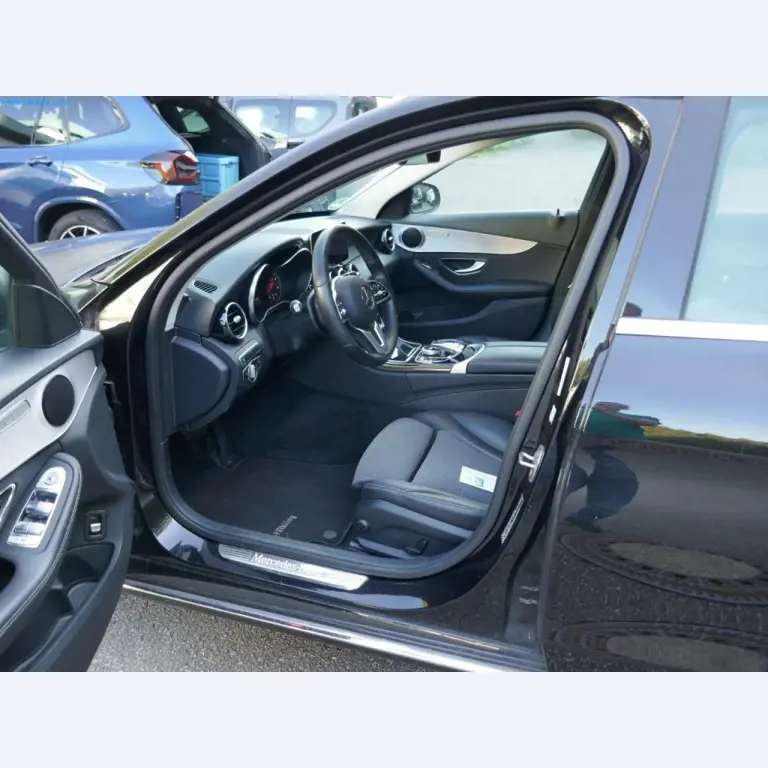 Maschinen, Warenvorräte, Lagertechnik u. Designmöbel eines Möbelherstellers-7