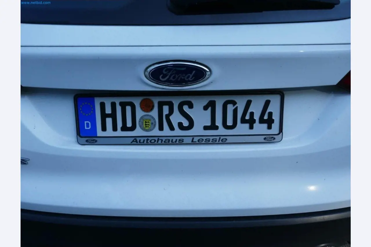 Maschinen, Warenvorräte, Lagertechnik u. Designmöbel eines Möbelherstellers-11