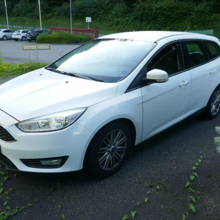 Pkw Ford Focus Turnier