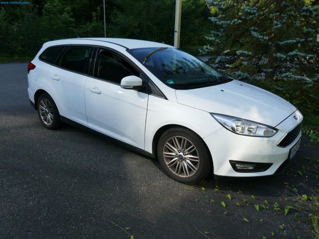 Maschinen, Warenvorräte, Lagertechnik u. Designmöbel eines Möbelherstellers-2