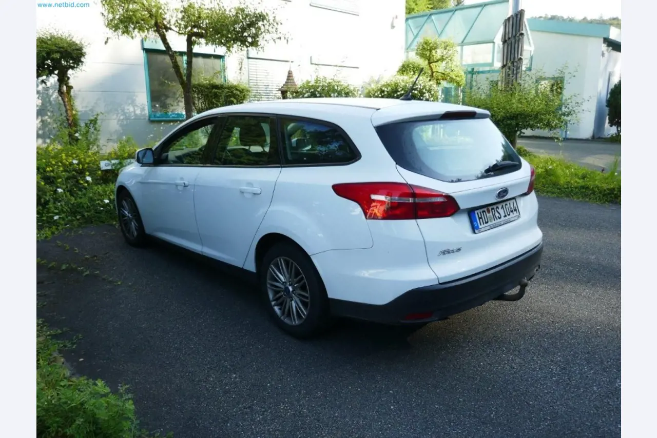 Maschinen, Warenvorräte, Lagertechnik u. Designmöbel eines Möbelherstellers-3