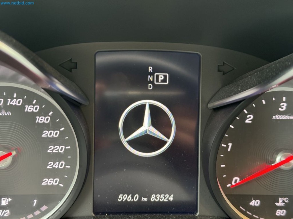 Maschinen, Warenvorräte, Lagertechnik u. Designmöbel eines Möbelherstellers-13