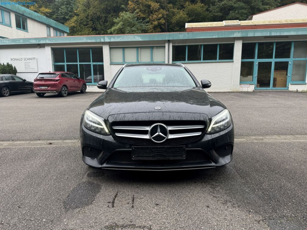 Maschinen, Warenvorräte, Lagertechnik u. Designmöbel eines Möbelherstellers-4